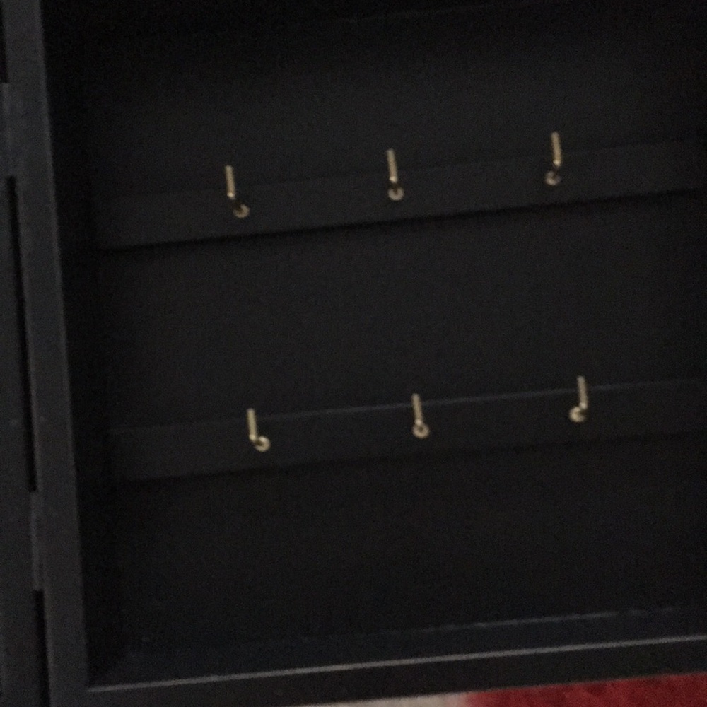 Jewelry box with old keys - Picture 3 of 5